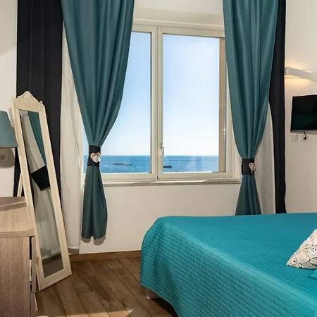 Marlove Sea View With Private Access To The Sea-3